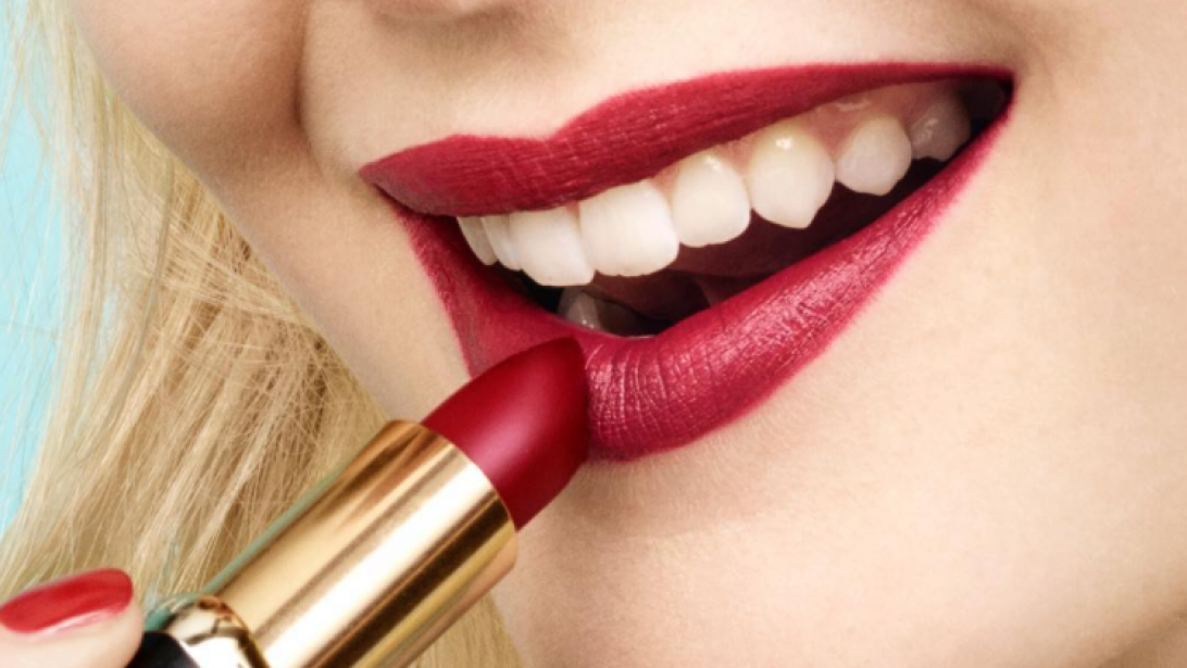 Devinez qui est la nouvelle égérie de L'Oréal Paris? Devinez qui est la nouvelle égérie de L'Oréal Paris?