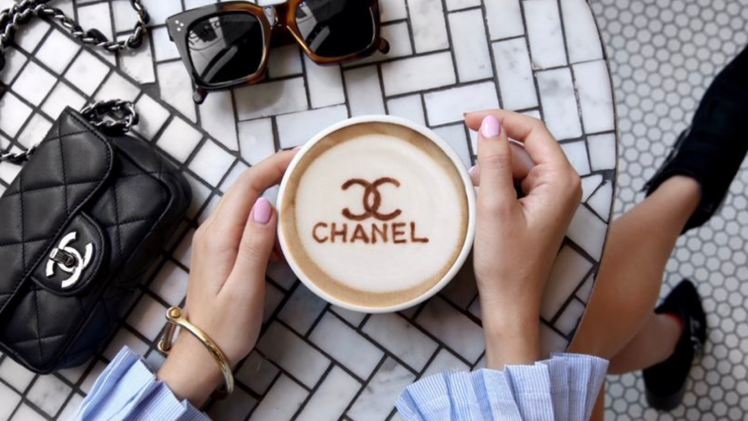 Coffee'N Clothes, le compte Instagram qui associe mode et café Coffee'N Clothes, le compte Instagram qui associe mode et café