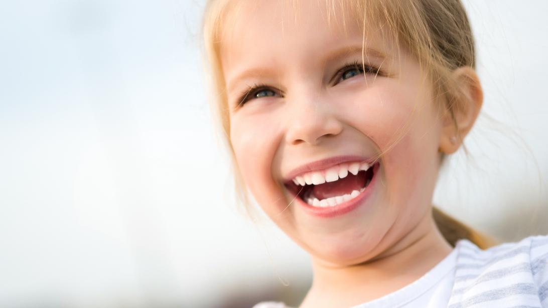 Jong geleerd, oud gedaan: Zo geef je zelfvertrouwen aan je kinderen Jong geleerd, oud gedaan: Zo geef je zelfvertrouwen aan je kinderen