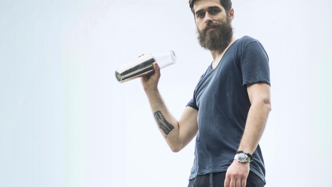 Matthieu Chaumont, créateur du bar Hortense, nous parle de l'art du cocktail Matthieu Chaumont, créateur du bar Hortense, nous parle de l'art du cocktail