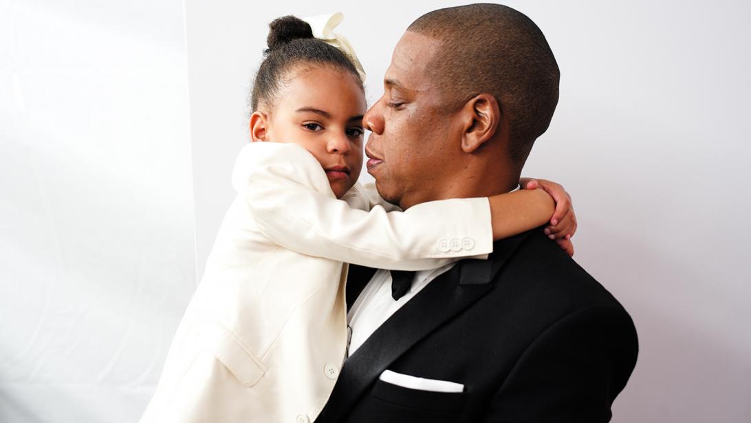 Beyoncé dropt nieuwe familiefoto's en fans worden gek Beyoncé dropt nieuwe familiefoto's en fans worden gek