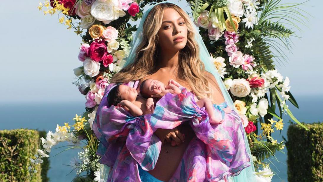 Zo schattig: Beyoncé deelt nieuwe foto's van de tweeling Zo schattig: Beyoncé deelt nieuwe foto's van de tweeling