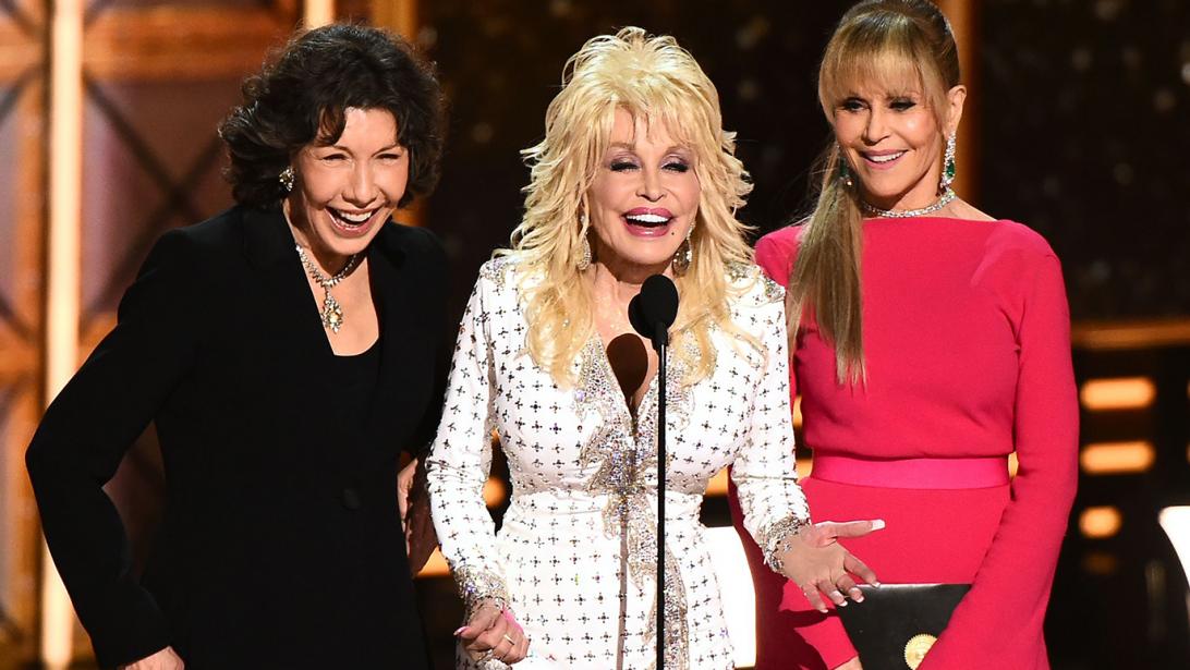 Herbeleef: de meest memorabele momenten op de Emmy Awards 2017 Herbeleef: de meest memorabele momenten op de Emmy Awards 2017
