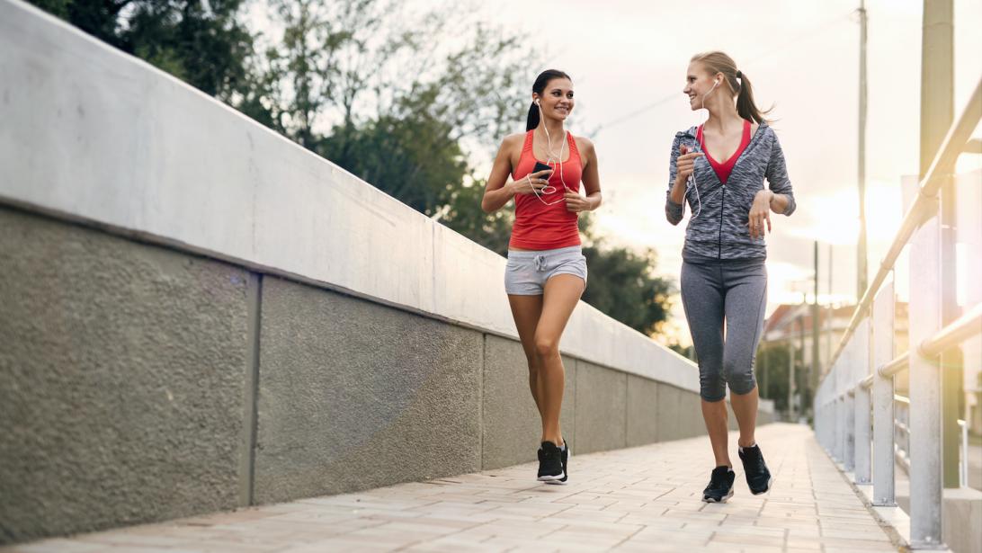C'est prouvé: courir (à plusieurs) aide à arrêter de fumer C'est prouvé: courir (à plusieurs) aide à arrêter de fumer