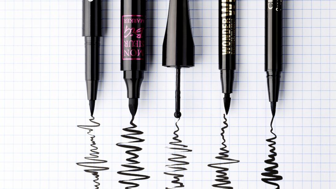 Makeup: nos 5 nouveaux eyeliners préférés pour un trait parfait Makeup: nos 5 nouveaux eyeliners préférés pour un trait parfait