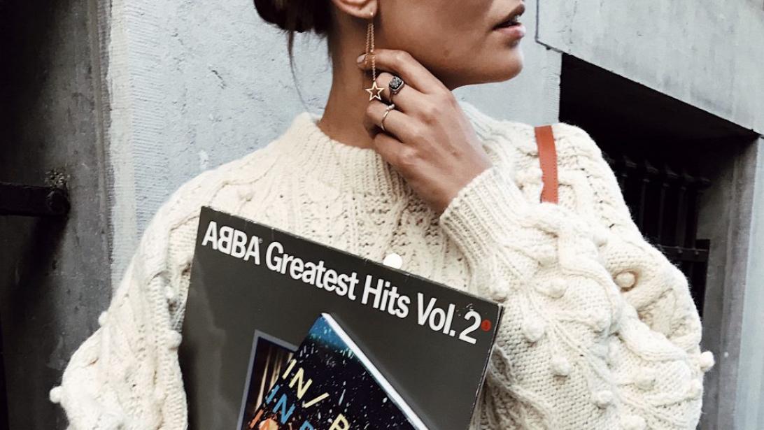 Deze bekende modeblogster lanceert haar eigen kledingcollectie Deze bekende modeblogster lanceert haar eigen kledingcollectie