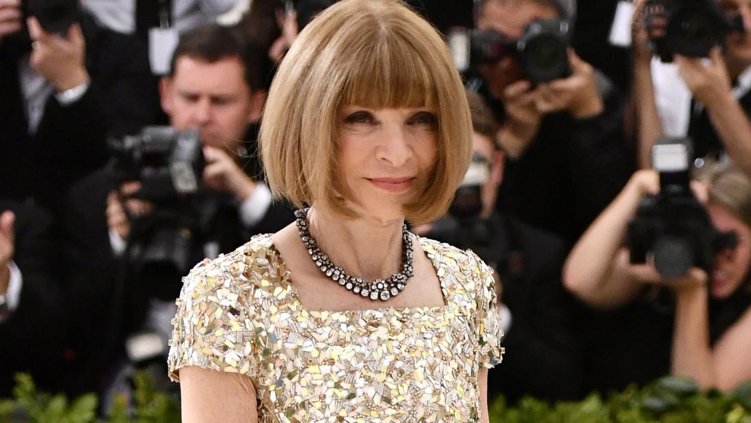 Anna Wintour zal deze man NOOIT nog uitnodigen op het Met Gala Anna Wintour zal deze man NOOIT nog uitnodigen op het Met Gala