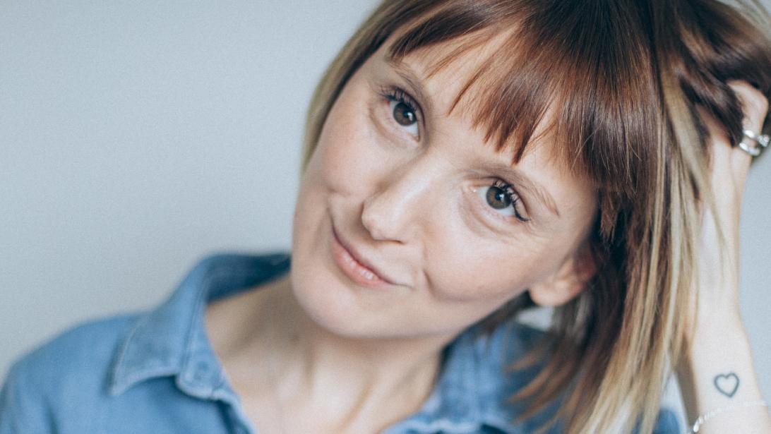 Getuigenis: Liesbeth gaf haar job op om thuismoeder te zijn Getuigenis: Liesbeth gaf haar job op om thuismoeder te zijn