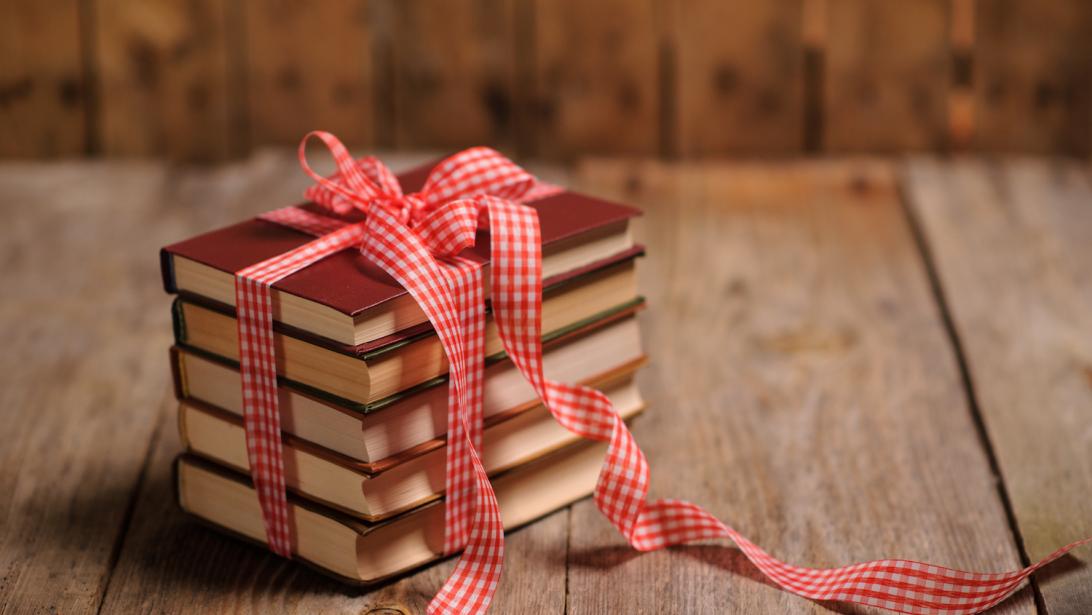 Wishlist: 6 livres à offrir aux mordus de lecture à Noël - Gael.be