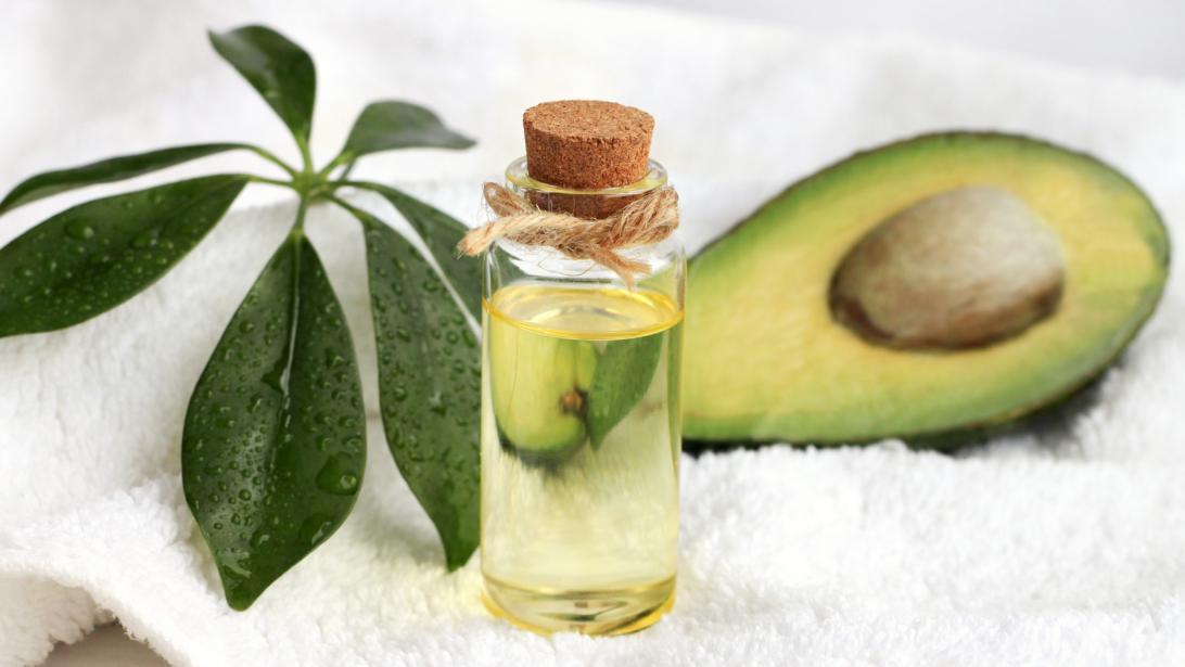 Pourquoi l'huile d'avocat va détrôner l'huile de coco Pourquoi l'huile d'avocat va détrôner l'huile de coco