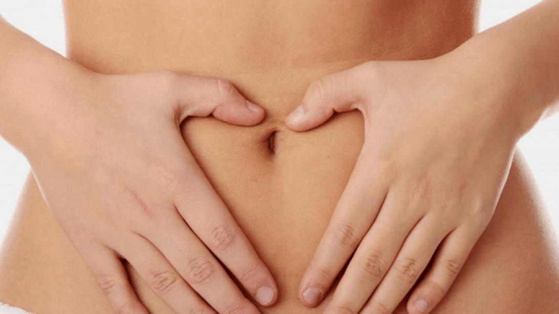 Daarom zijn vrouwen vatbaarder voor blaasontstekingen (en dit kun je ertegen doen) Daarom zijn vrouwen vatbaarder voor blaasontstekingen (en dit kun je ertegen doen)