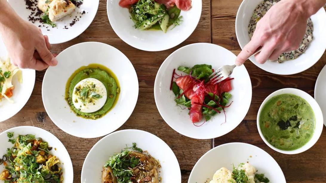 "Minder eten en meer bewegen helpt NIET als je wilt afvallen, dit wel" "Minder eten en meer bewegen helpt NIET als je wilt afvallen, dit wel"