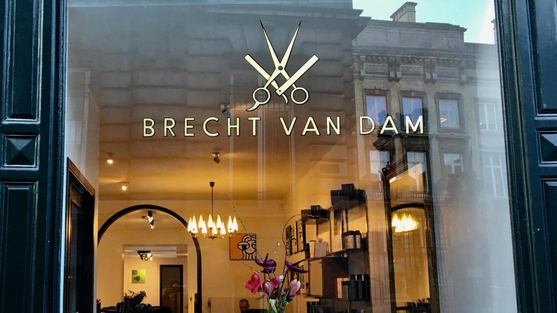 Brecht Van Dam: gloednieuw kapsalon in Brussel Brecht Van Dam: gloednieuw kapsalon in Brussel