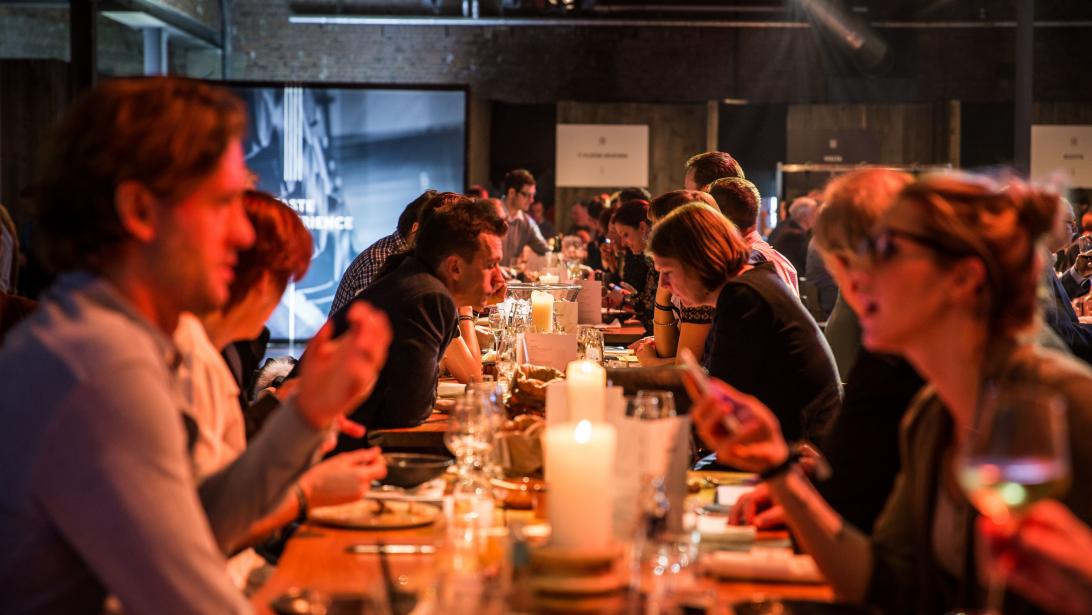 Ben jij een van de gelukkigen die tickets heeft kunnen scoren voor hét foodevent van het jaar? Ben jij een van de gelukkigen die tickets heeft kunnen scoren voor hét foodevent van het jaar?