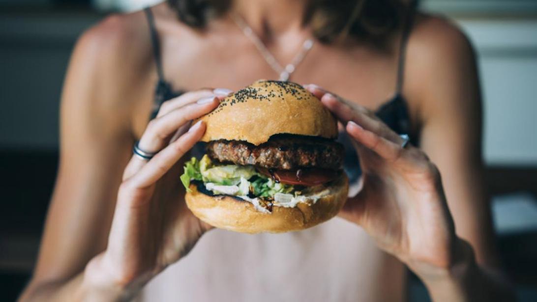 Daarom eten we meer als we stress hebben Daarom eten we meer als we stress hebben
