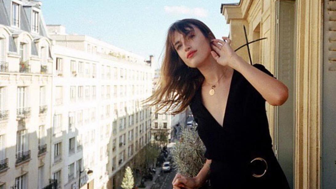 De favoriete eetadresjes van it-girl Jeanne Damas in Parijs De favoriete eetadresjes van it-girl Jeanne Damas in Parijs