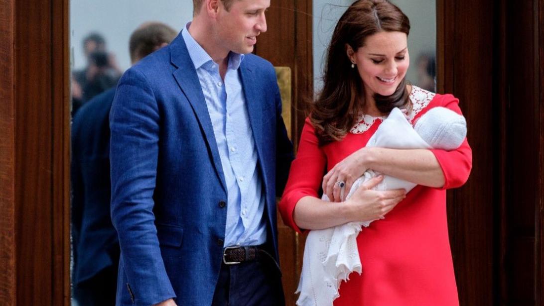 Schattig! Dit zijn de eerste foto's van prins Louis Schattig! Dit zijn de eerste foto's van prins Louis