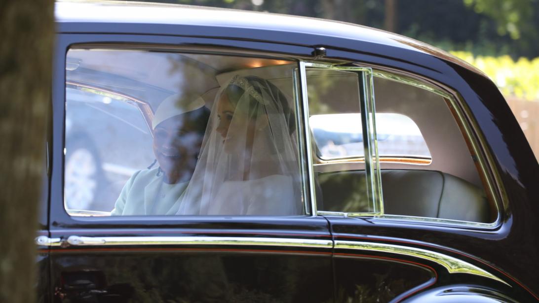 WOW: Les premières images de Meghan Markle dans sa robe de mariée! WOW: Les premières images de Meghan Markle dans sa robe de mariée!