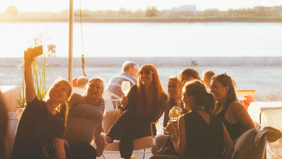 Sommar Antwerpen: NOT YOUR ORDINARY ‘SOMMAR’ BAR Sommar Antwerpen: NOT YOUR ORDINARY ‘SOMMAR’ BAR