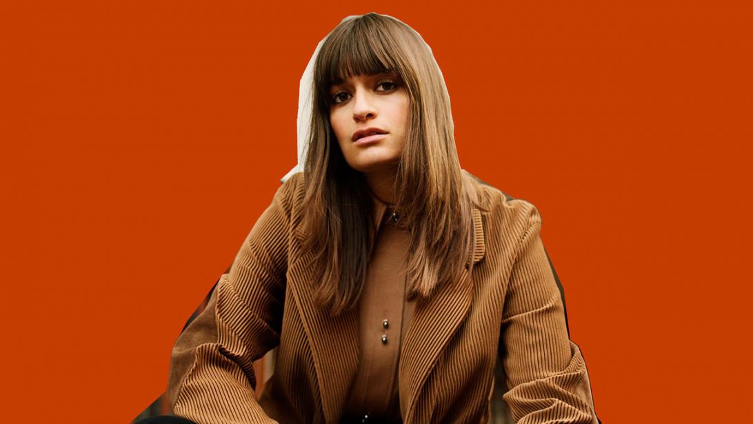 Rencontre avec Clara Luciani, nouvelle étoile de la pop française Rencontre avec Clara Luciani, nouvelle étoile de la pop française