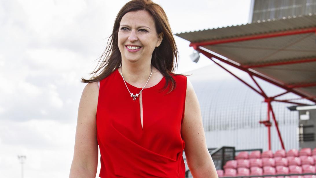 Nathalie, 47 ans: son quotidien avec les Diables Rouges Nathalie, 47 ans: son quotidien avec les Diables Rouges