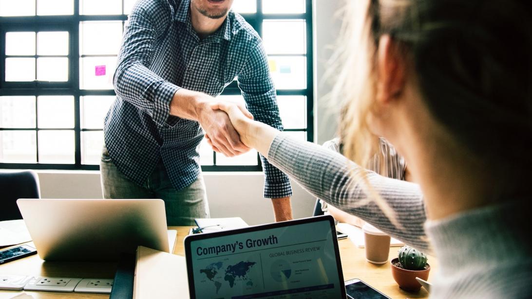 Les hommes qui travaillent dans ces secteurs seraient plus infidèles Les hommes qui travaillent dans ces secteurs seraient plus infidèles