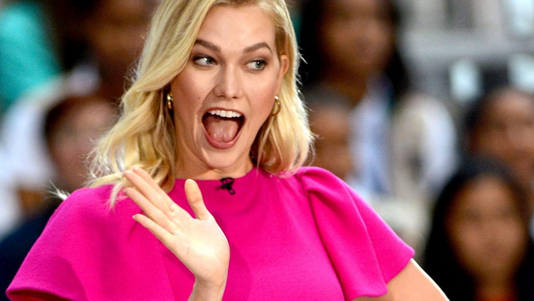Karlie Kloss deelt intieme foto's van haar trouwfeest en huwelijksreis Karlie Kloss deelt intieme foto's van haar trouwfeest en huwelijksreis
