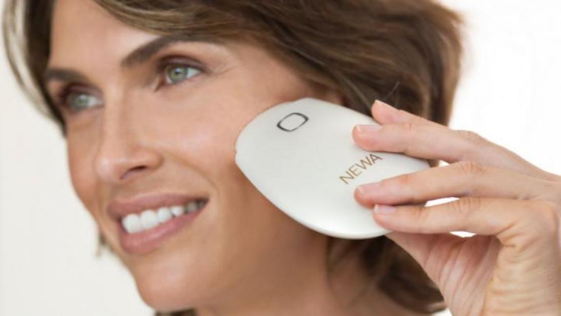 Gagnez un appareil Newa et offrez-vous une cure de jouvence express! (val. 349 €) Gagnez un appareil Newa et offrez-vous une cure de jouvence express! (val. 349 €)
