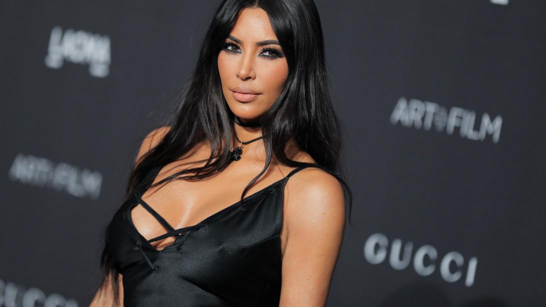 Dit doet Kim Kardashian om donkere kringen te voorkomen Dit doet Kim Kardashian om donkere kringen te voorkomen