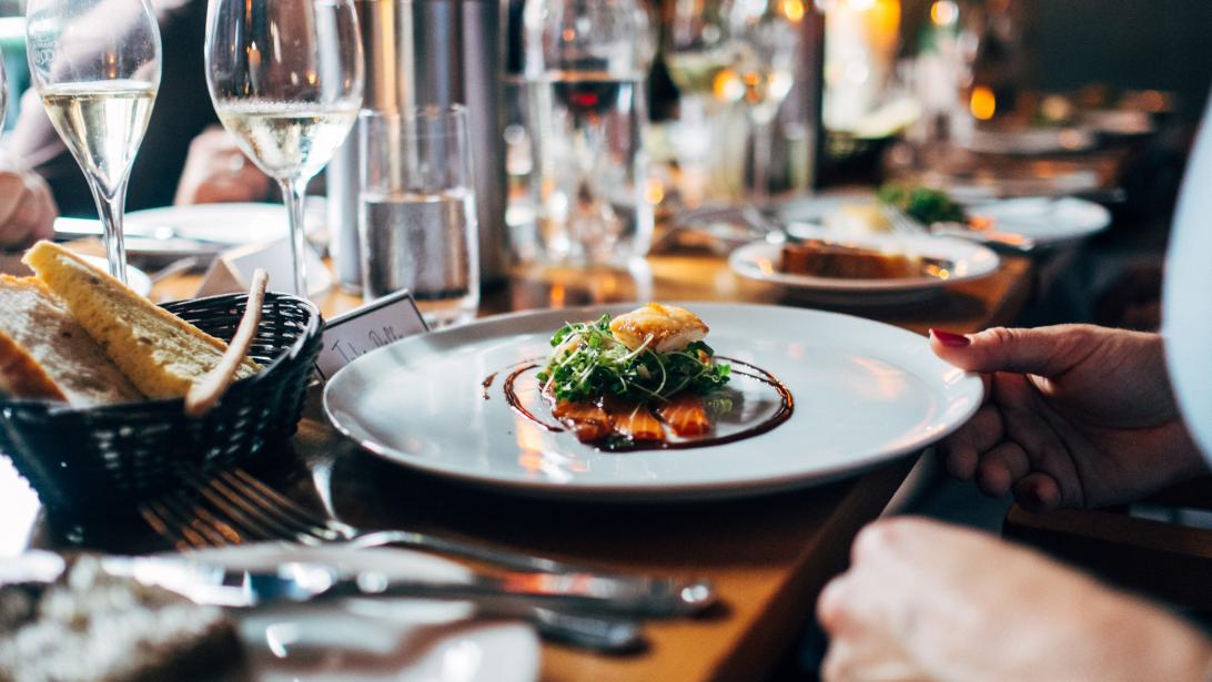 Fêtes: 5 conseils de professionnels pour un dîner "waouw" Fêtes: 5 conseils de professionnels pour un dîner "waouw"
