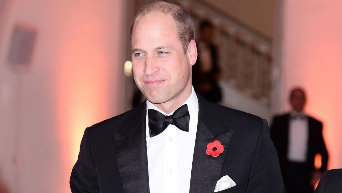 Mais d'où vient donc l'étrange cicatrice du Prince William? Mais d'où vient donc l'étrange cicatrice du Prince William?