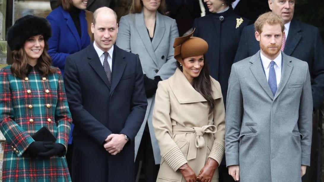 Royaume-Uni: les drôles de traditions de Noël de la famille royale Royaume-Uni: les drôles de traditions de Noël de la famille royale