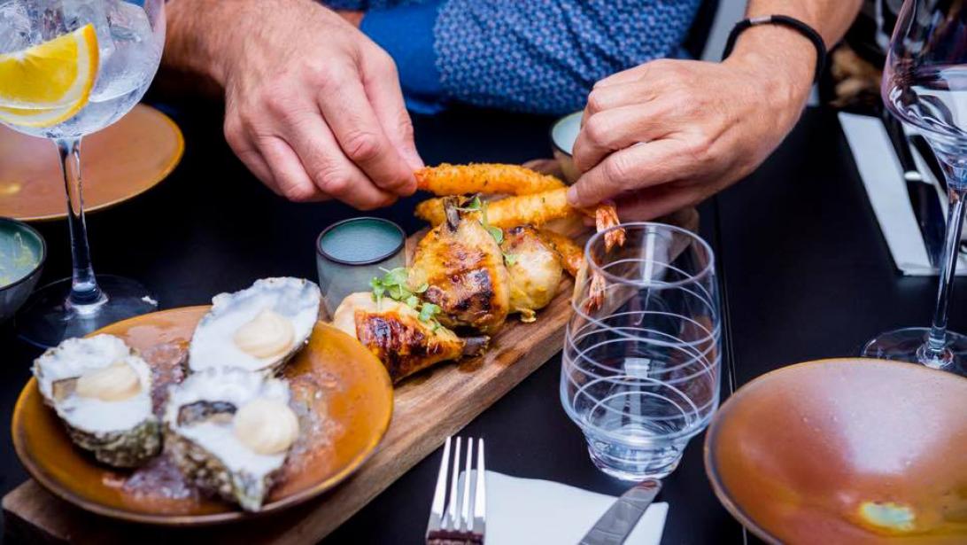 Van Antwerpen tot Hasselt: in deze restaurants geniet je de klok rond van heerlijke gerechten Van Antwerpen tot Hasselt: in deze restaurants geniet je de klok rond van heerlijke gerechten