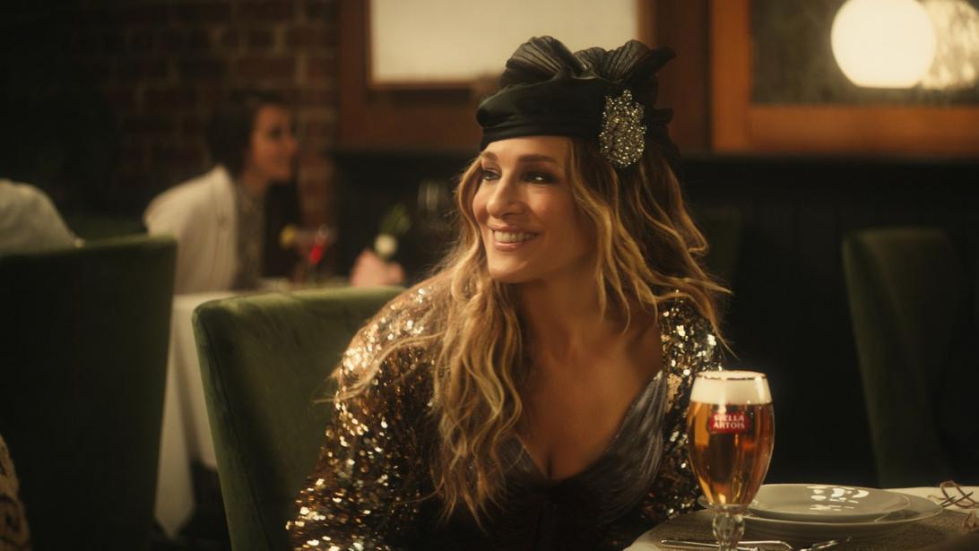 Alerte fashion: Carrie Bradshaw fait son grand retour! Alerte fashion: Carrie Bradshaw fait son grand retour!