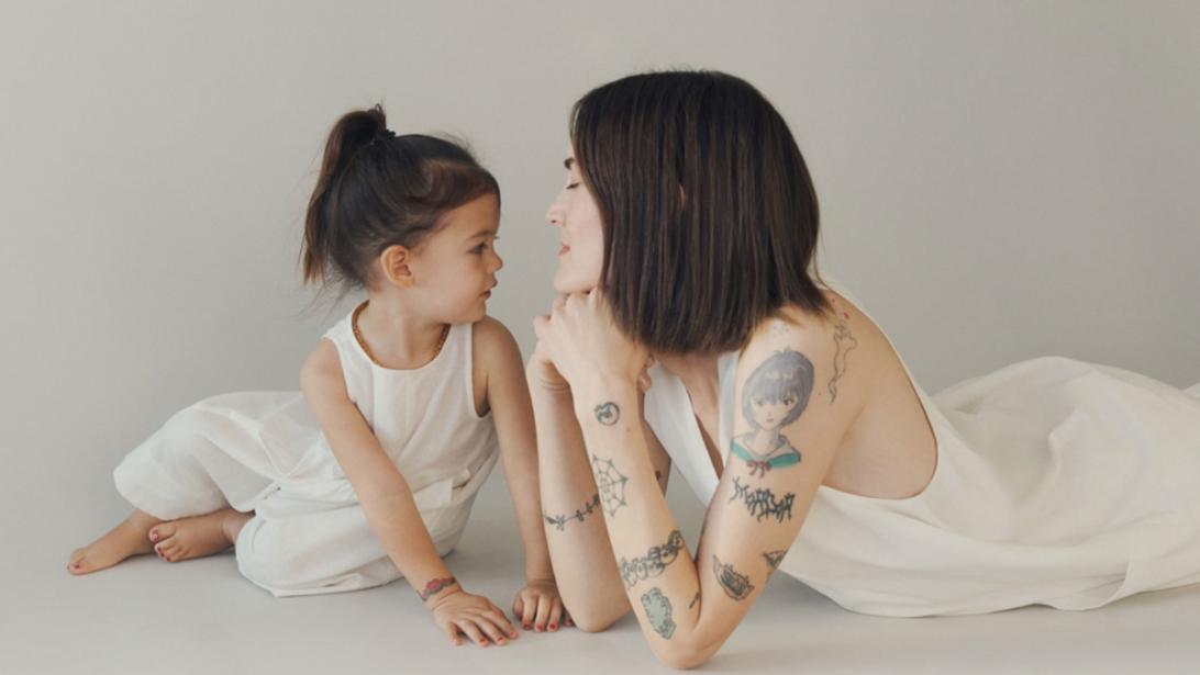 Twinning is winning: dit nieuwe label ontwerpt zomers stoere stuks voor jou en je 'little one' Twinning is winning: dit nieuwe label ontwerpt zomers stoere stuks voor jou en je 'little one'