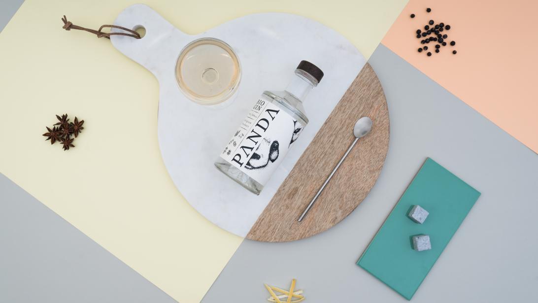 Win een van de 21 flessen biologische en Belgische gin van Panda Gin Win een van de 21 flessen biologische en Belgische gin van Panda Gin