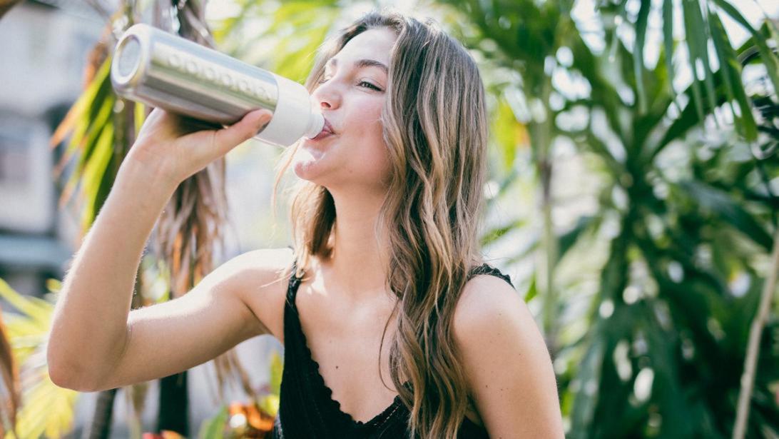 S.O.S. drinkwater: hoe lang kan je water bewaren in een geopende of herbruikbare fles? S.O.S. drinkwater: hoe lang kan je water bewaren in een geopende of herbruikbare fles?