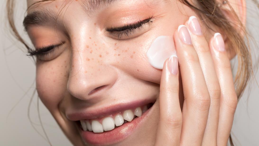 Allo belle peau: 7 étapes à suivre pour une peau éclatante après 30 ans Allo belle peau: 7 étapes à suivre pour une peau éclatante après 30 ans