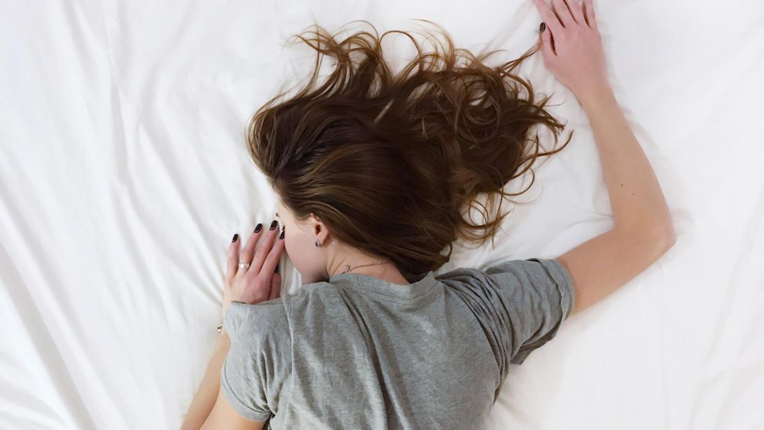 's Morgens moeilijk uit bed? Dit zijn waarschijnlijk de redenen 's Morgens moeilijk uit bed? Dit zijn waarschijnlijk de redenen