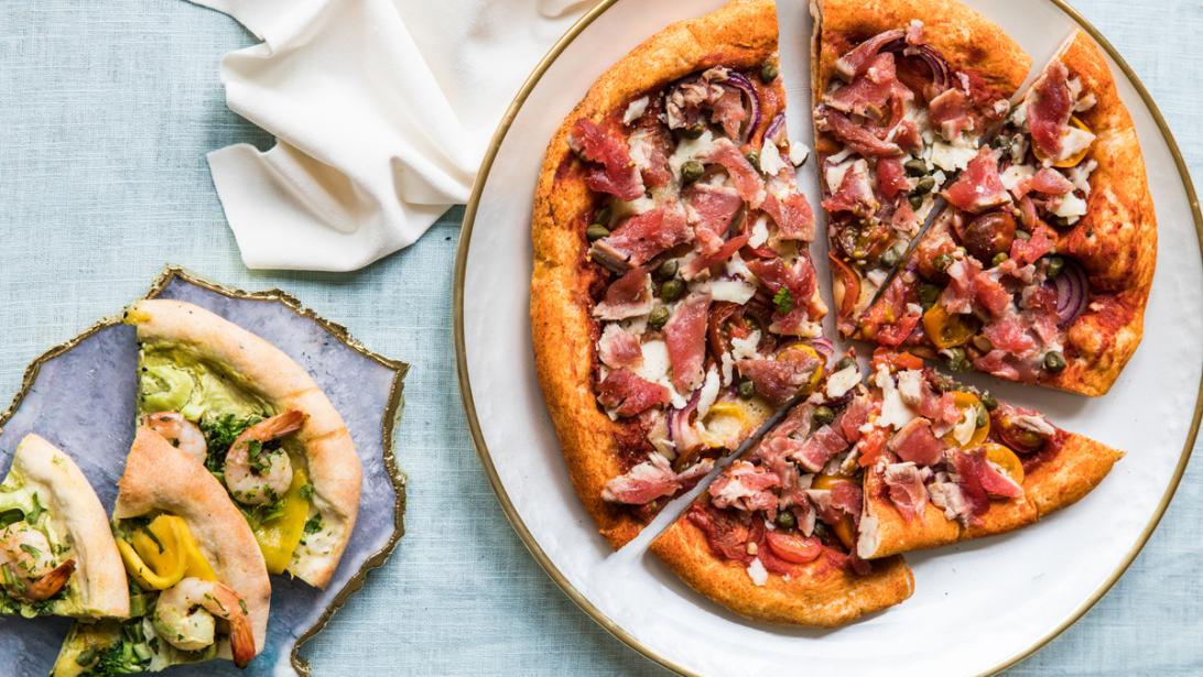 Recept: gezonde pizza met kappertjes en verse tonijn