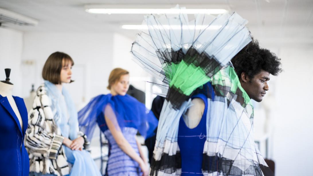 Achter de schermen van de Modeschool: La Cambre Brussel Achter de schermen van de Modeschool: La Cambre Brussel