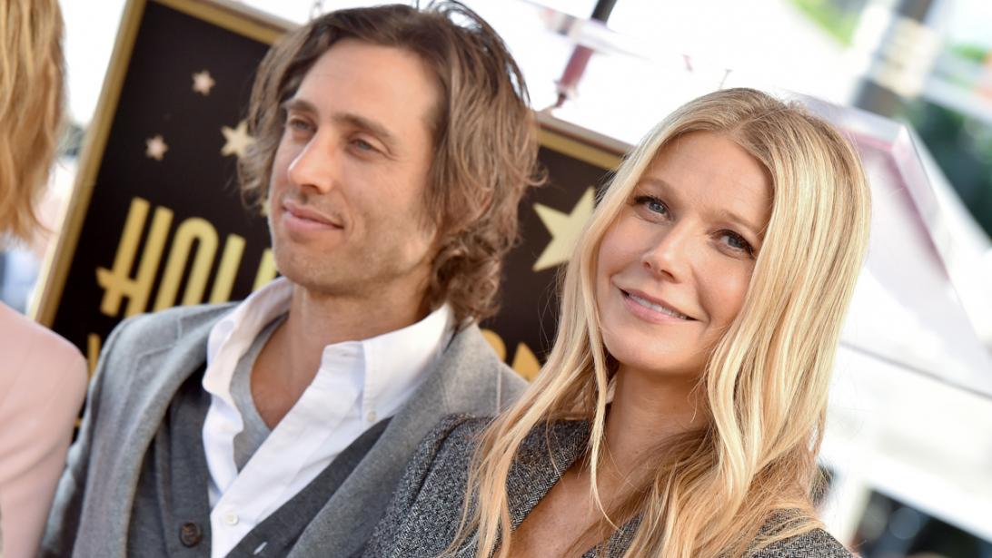 Op deze onconventionele manier houdt Gwyneth Paltrow de 'swung' in haar relatie Op deze onconventionele manier houdt Gwyneth Paltrow de 'swung' in haar relatie