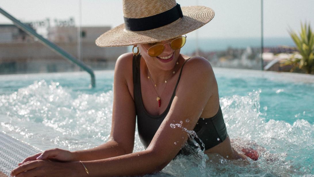 Summer Switch-up met Paulien Riemis: "Over deze goedkope oogschaduw spreken mensen me vaak aan' Summer Switch-up met Paulien Riemis: "Over deze goedkope oogschaduw spreken mensen me vaak aan'