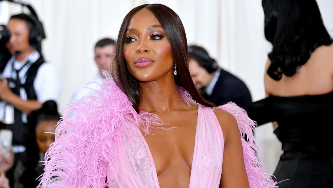 Aan dit dieet dankt topmodel Naomi Campbell haar killerbody Aan dit dieet dankt topmodel Naomi Campbell haar killerbody