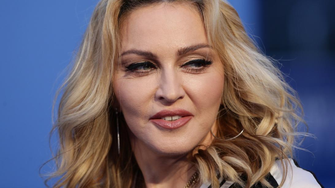 Volgens Madonna's dermatoloog maken deze skincare gewoontes je ouder Volgens Madonna's dermatoloog maken deze skincare gewoontes je ouder