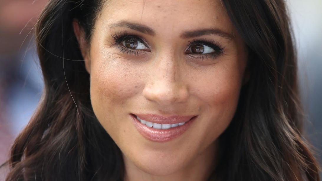 Face sculpting: le secret beauté sans bistouri dont Meghan Markle raffole Face sculpting: le secret beauté sans bistouri dont Meghan Markle raffole