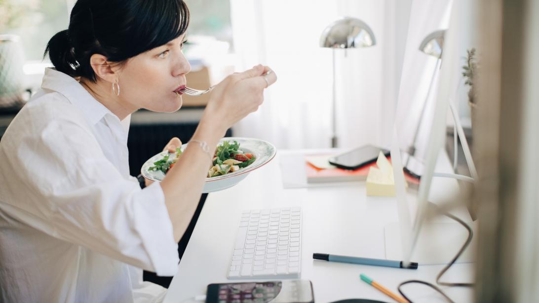 Stressée? Voilà comment adapter votre assiette pour réduire votre anxiété Stressée? Voilà comment adapter votre assiette pour réduire votre anxiété