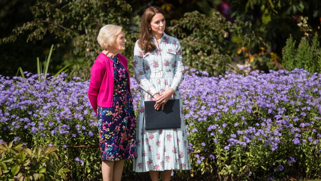 Kate Middleton gespot met oorbellen € 1,65 Kate Middleton gespot met oorbellen € 1,65