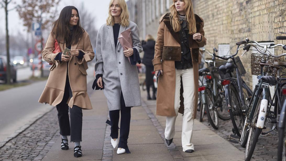 Stylée en vintage: 7 pièces incontournables à shopper en friperie Stylée en vintage: 7 pièces incontournables à shopper en friperie