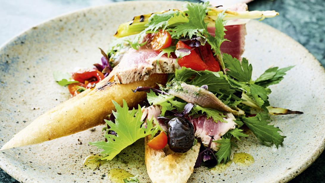 Recept: zo maak je de Franse klassieker toast Niçoise Recept: zo maak je de Franse klassieker toast Niçoise